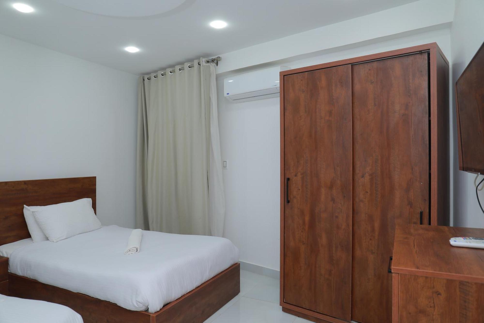Prince Pyramids Inn Kafret el-Gabal Exterior foto